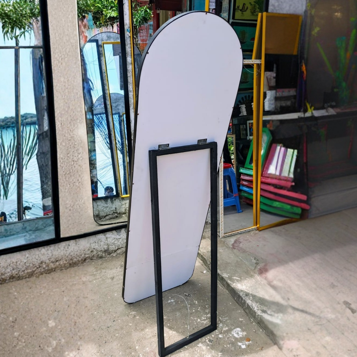 Black Aluminum Mirror 5/1.5 ft - Mirror World BD