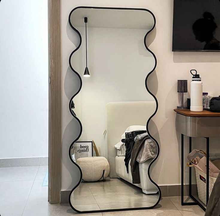 Wavy Curved Full length Mirror 5/2 ft